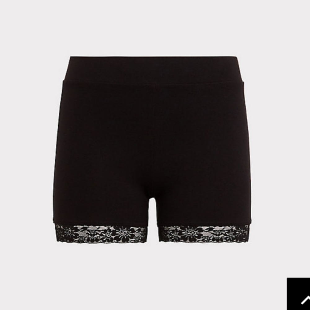 🆕 2X BLACK LACE TRIM BIKE SHORT